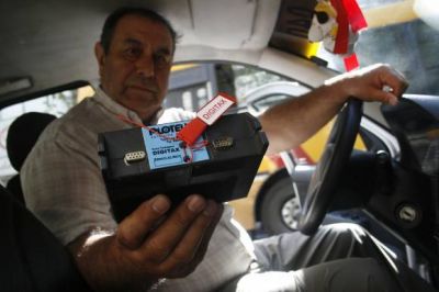Tr�nsito: en marzo deber�n controlar los tarifadores de taxis 