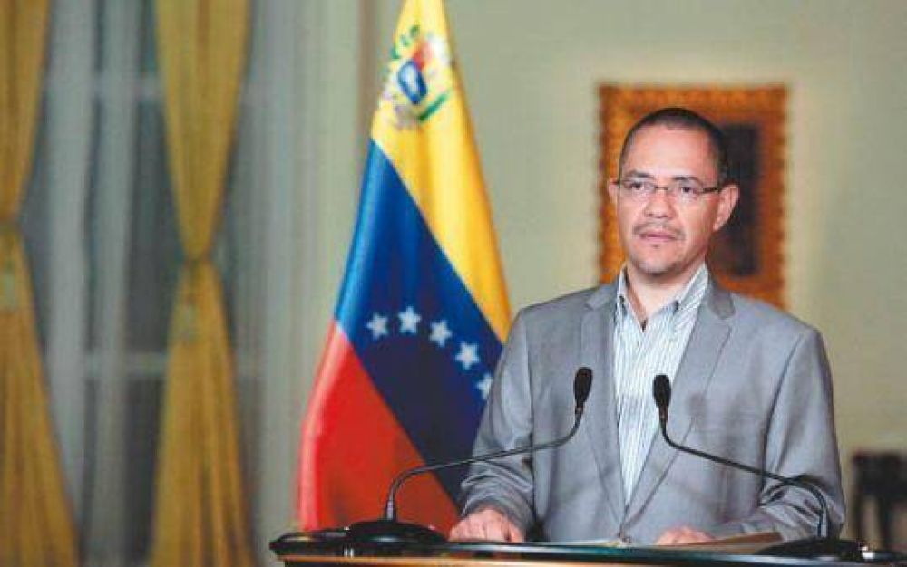 El gobierno de Venezuela advierte a la oposici�n que no realice actos violentos
