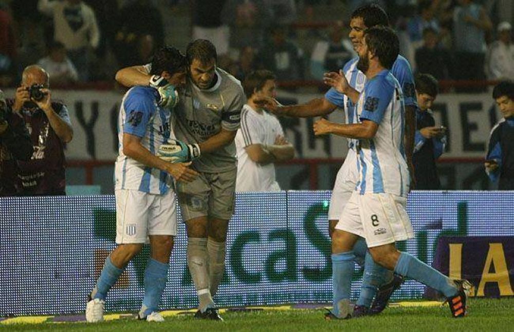 Racing pudo con la vuelta de Bianchi