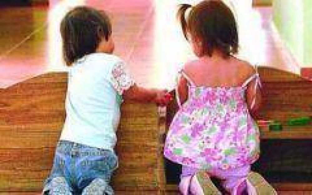 La provincia busca familias para adoptar chicos de m�s de ocho a�os