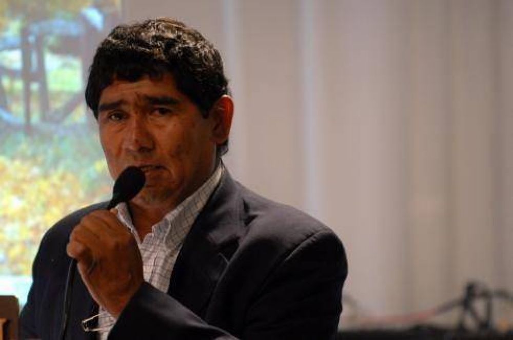 Aseguran que Perea gast� todos los fondos de regal�as