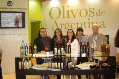 Aceites catamarque�os en la feria SOL de Italia 