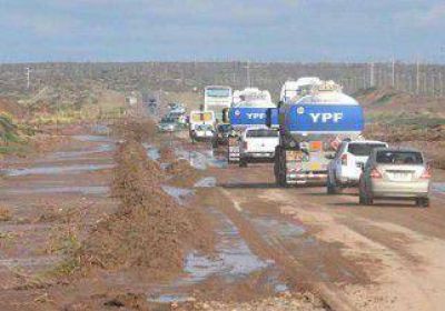 Evacuados y rutas intransitables 