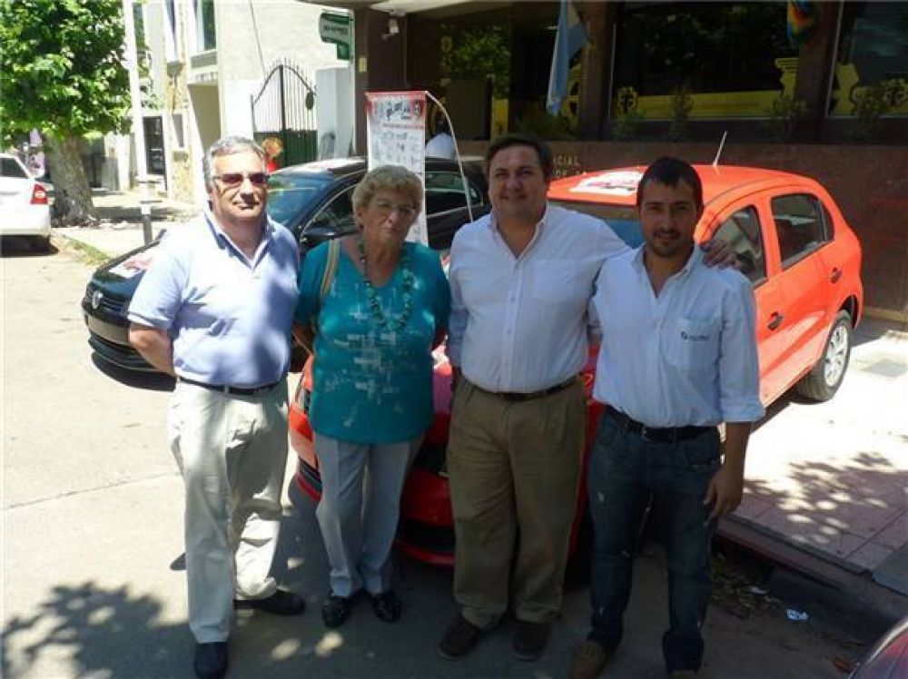 Se sortean esta noche los dos autos del Golazo de la C�mara Comercial