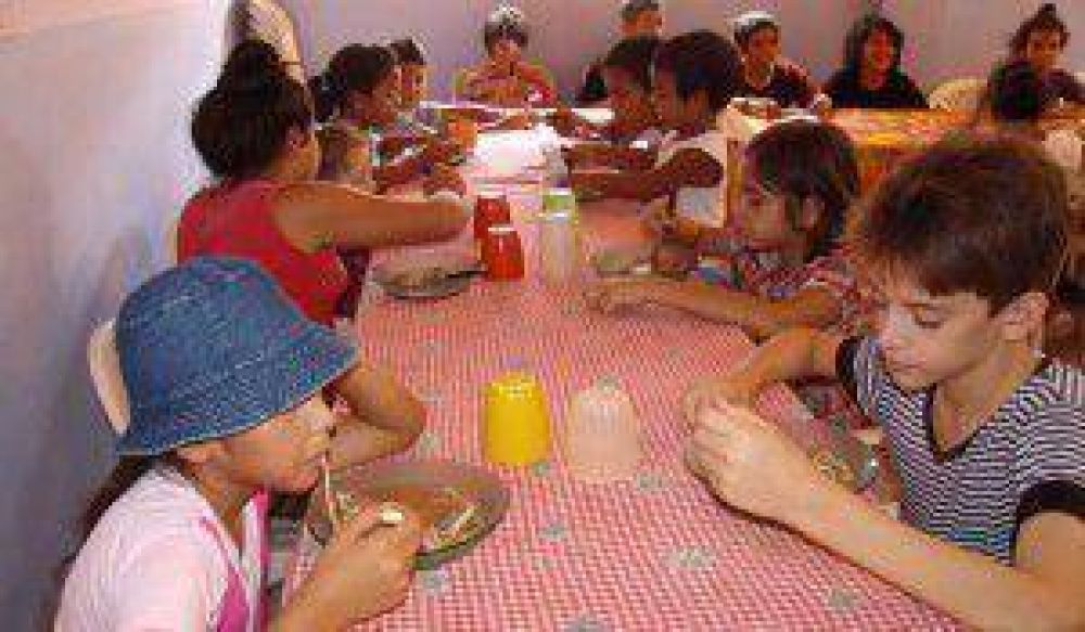 Importante programa de contenci�n social desarrollan comedores infantiles