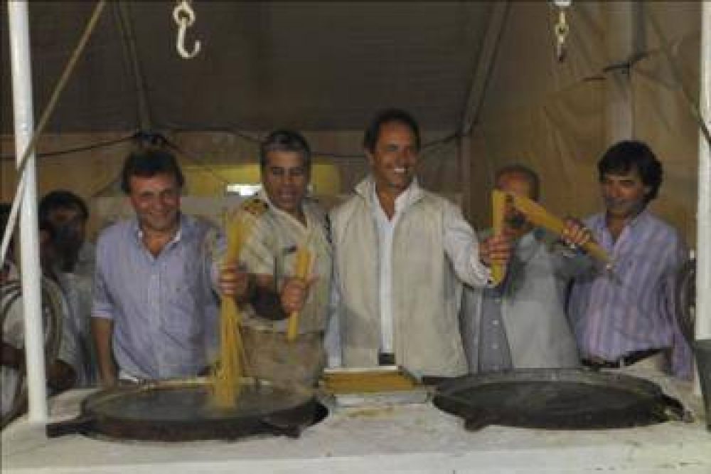 El Gobernador promueve desarrollo del sector pesquero