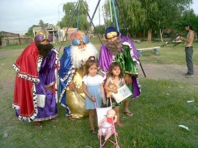 La C�mpora regal� juguetes por Reyes
