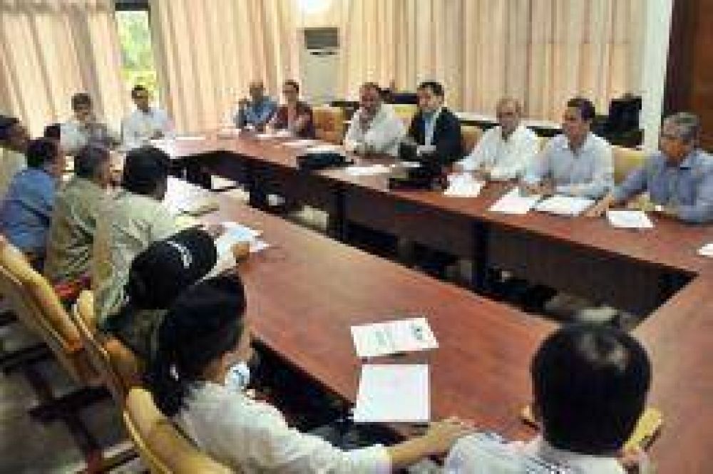 El Gobierno y las FARC reanudan ma�ana el di�logo por la paz en Cuba
