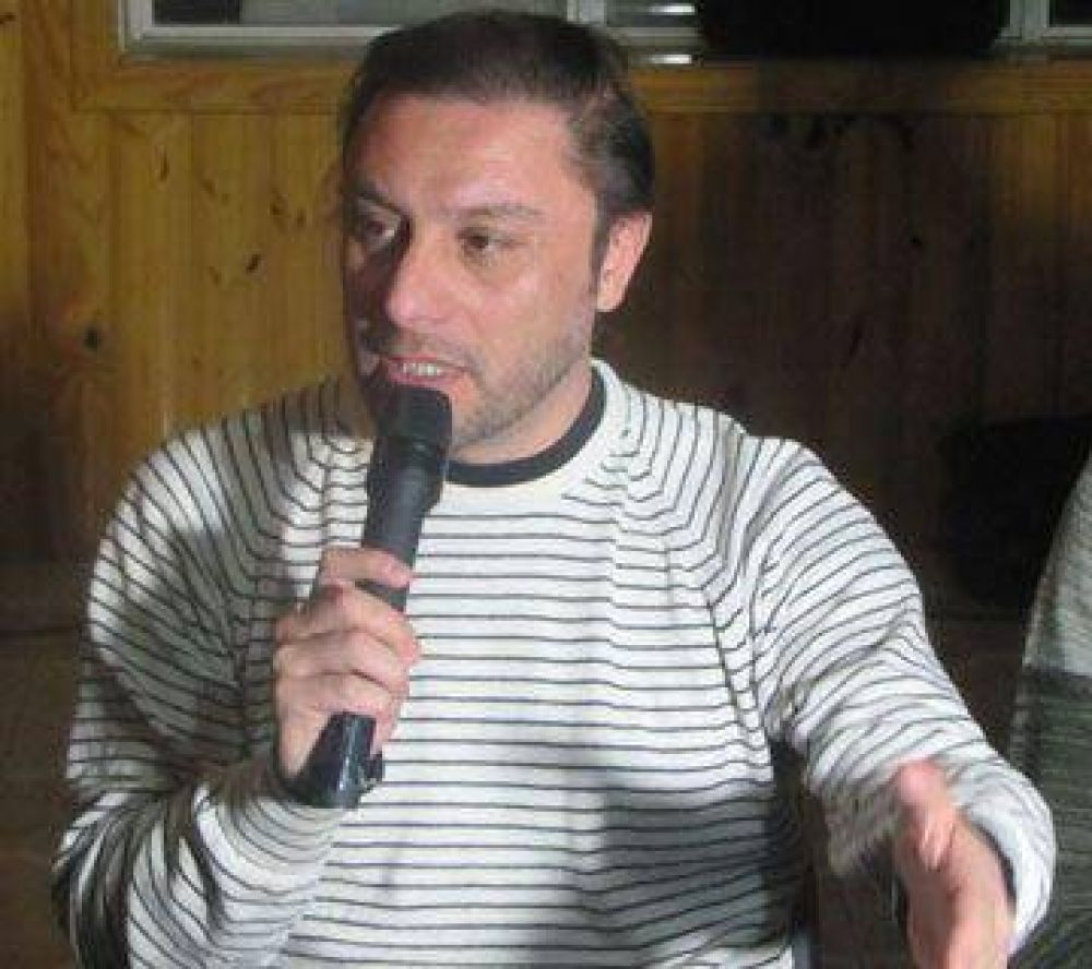 �El Gobierno no quiere cambiar su estrategia�