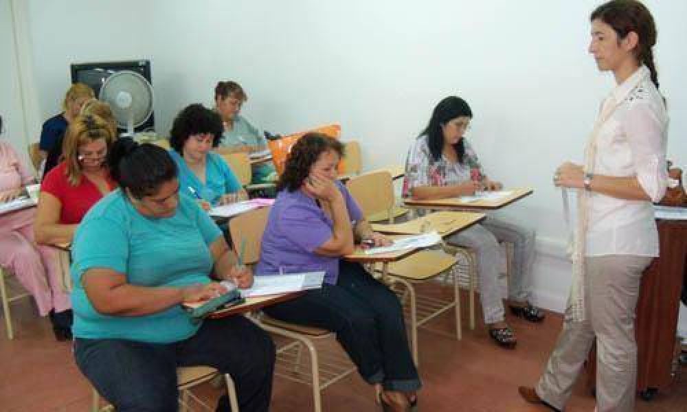 Se cuadruplic� el n�mero de adultos que quiere terminar el secundario