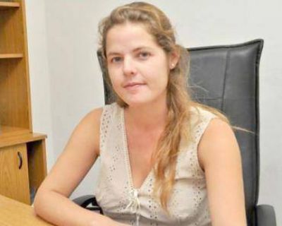 Brindan becas a estudiantes universitarios