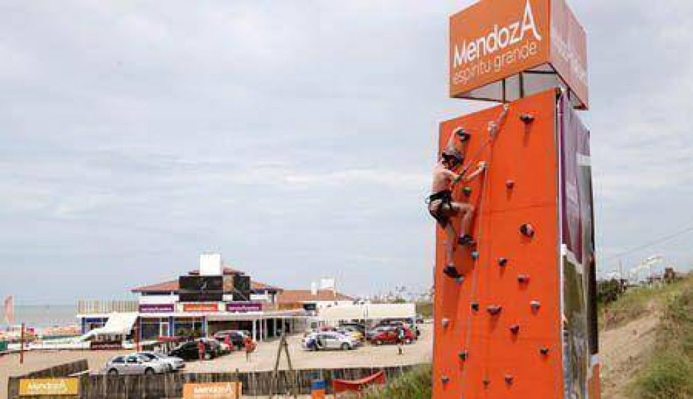 Mendoza se promociona a trav�s del deporte en su parador de Pinamar  