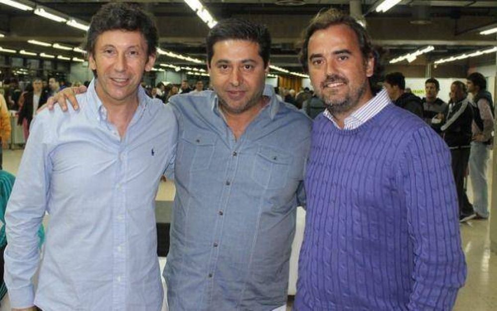 Giri se reuni� con Angelici