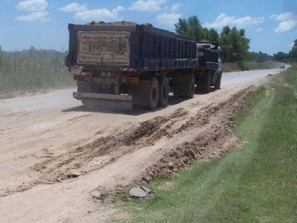 Vecinos reclaman cerrar la Ruta 193 a Capilla del Se�or por los baches