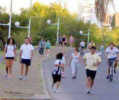 Restringen la circulaci�n en la Costanera  