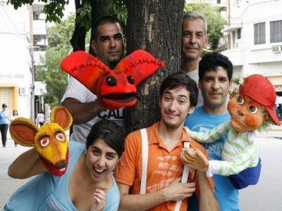 T�teres, marionetas, magia y payasos de gira por la porvincia 