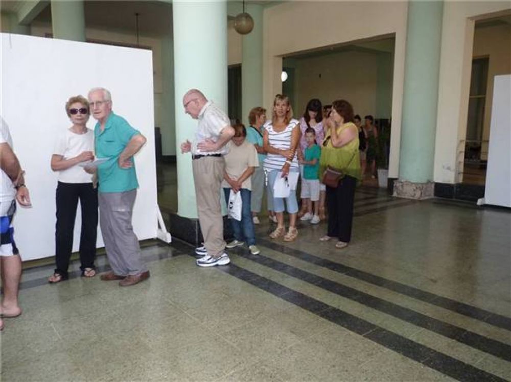 En Bol�var la gente paga las Tasas