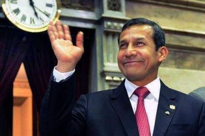 Seg�n una encuesta, el presidente Humala alcanz� el 57 % de aprobaci�n
