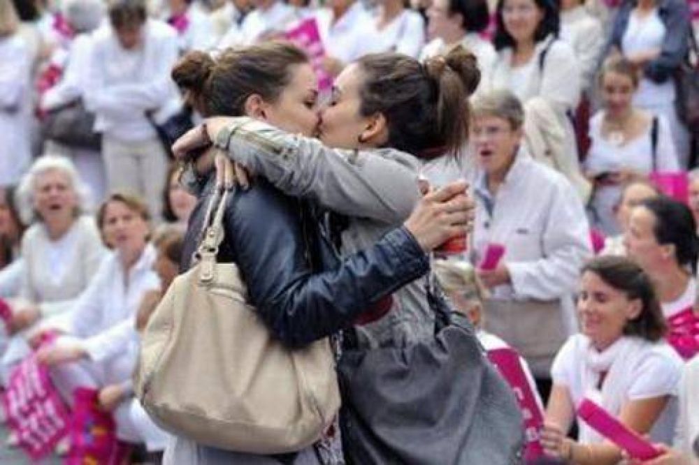 Recrudece el debate sobre el matrimonio igualitario despu�s de la marcha de cat�licos y conservadores
