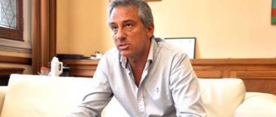 El intendente que plant� a CFK espera que el Gobierno no tenga listas negras