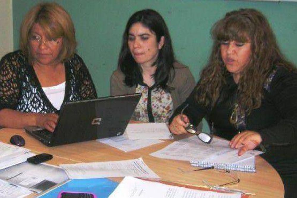 Reuni�n para definir los roles, misiones y funciones