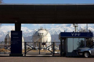 Punto para P�rez: la Fiscal�a de Estado desestim� la denuncia de Vaqui� por las acciones de YPF 