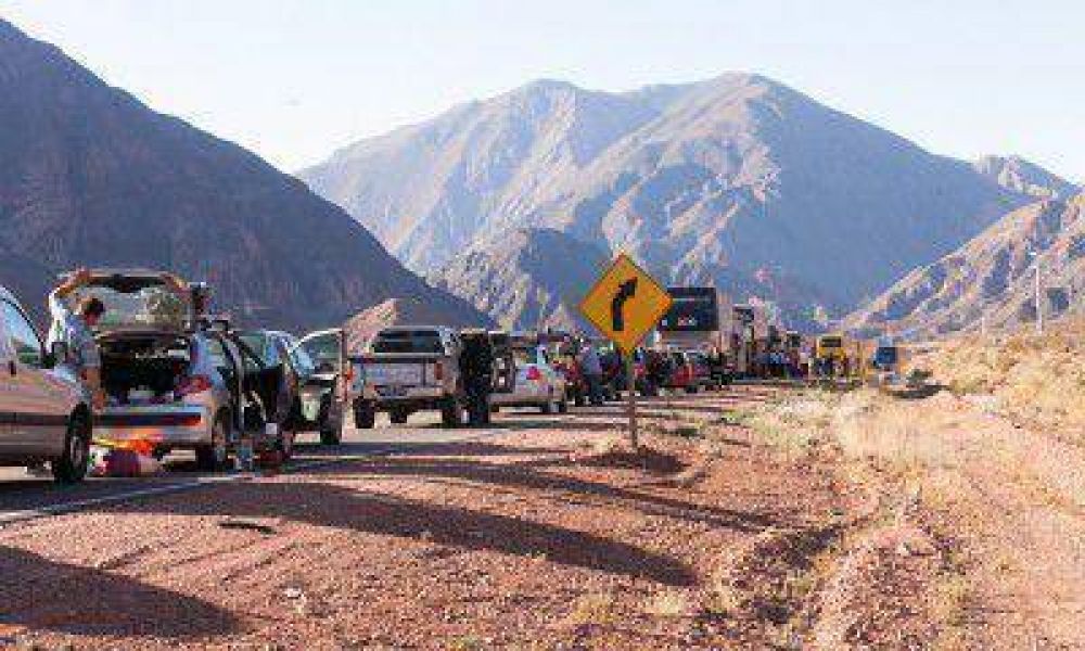 Una fuerte tormenta caus� inconvenientes en la ruta a Chile 