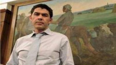 "El socialismo no puede conducir a las fuerzas policiales" 