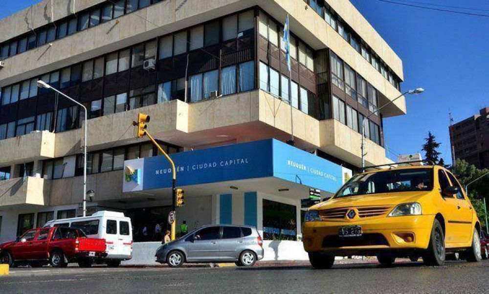 La bajada de bandera en Neuqu�n costar� 6,90
