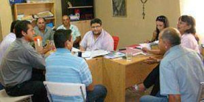 Zarza: Sueldos municipales atrasados y muy desiguales 