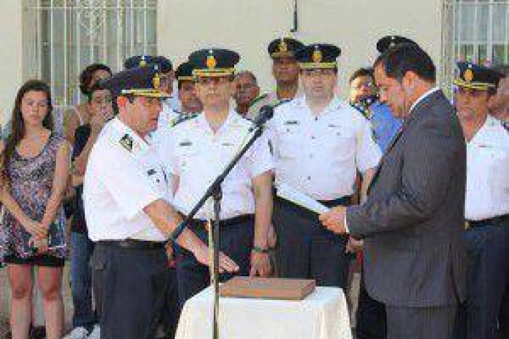 El prefecto Carlos Rub�n Rodr�guez asumi� como nuevo jefe de la U-10 