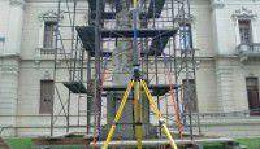 Duran respecto a las estatuas de Lola Mora: �estamos ante un hecho hist�rico� 