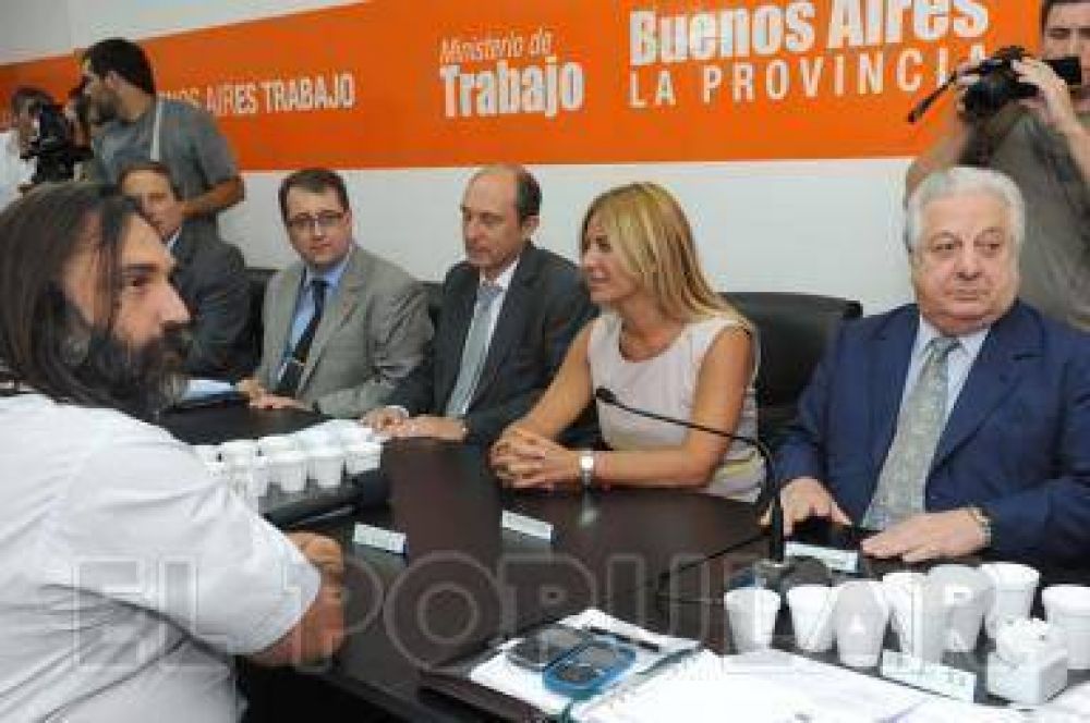 Estatales y Provincia sin avances en negociaciones salariales 