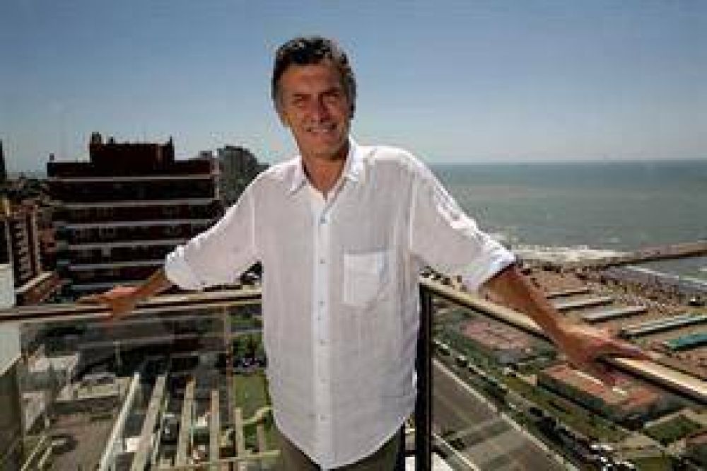 Macri: "Si Cristina quiere hablar con pap� de los 80, que lo llame"