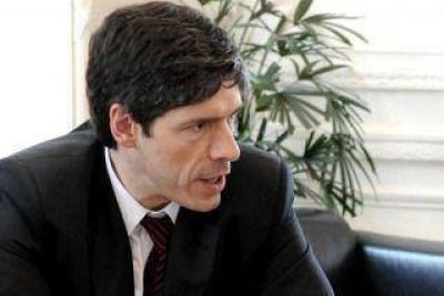 "La gira de la Presidenta nos habla de una Argentina activa en el mundo"