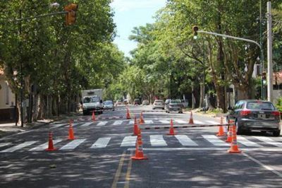 San Isidro: Pintan pasos peatonales e instalan reductores de velocidad