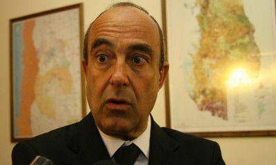Contrato petrolero: el senador Camerucci presion� a tres intendentes del PJ