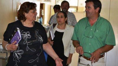El Ministro de Salud releva la situaci�n en los hospitales del interior provincial