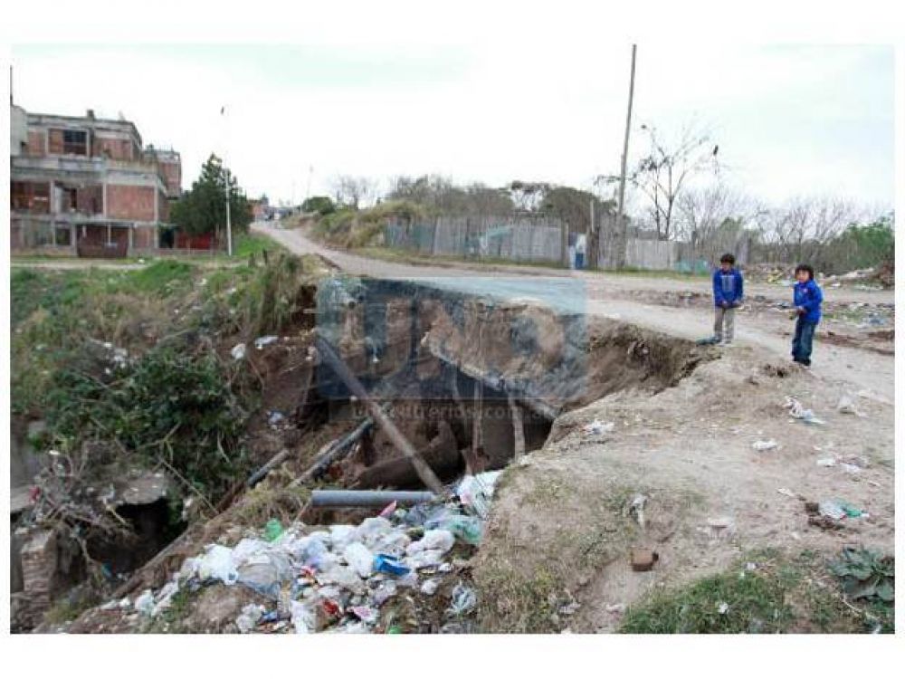 Llaman a licitaci�n para entubar el Anto�ico y reemplazar la alcantarilla del 33 Orientales