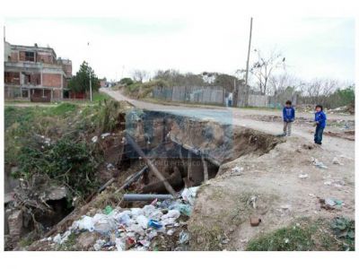 Llaman a licitaci�n para entubar el Anto�ico y reemplazar la alcantarilla del 33 Orientales