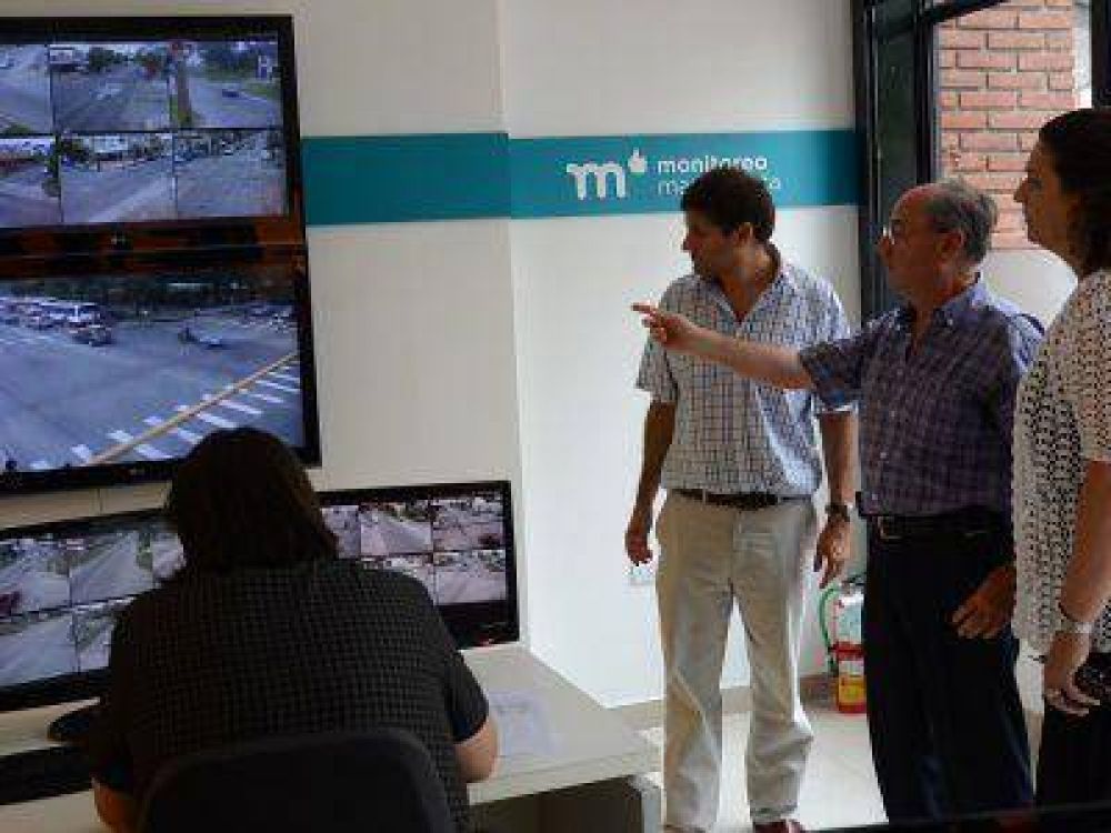 C�MARAS DE SEGURIDAD: POR D�A SE REGISTRAN ENTRE 10 Y 12 HECHOS QUE SON GRABADOS Y ARCHIVADOS