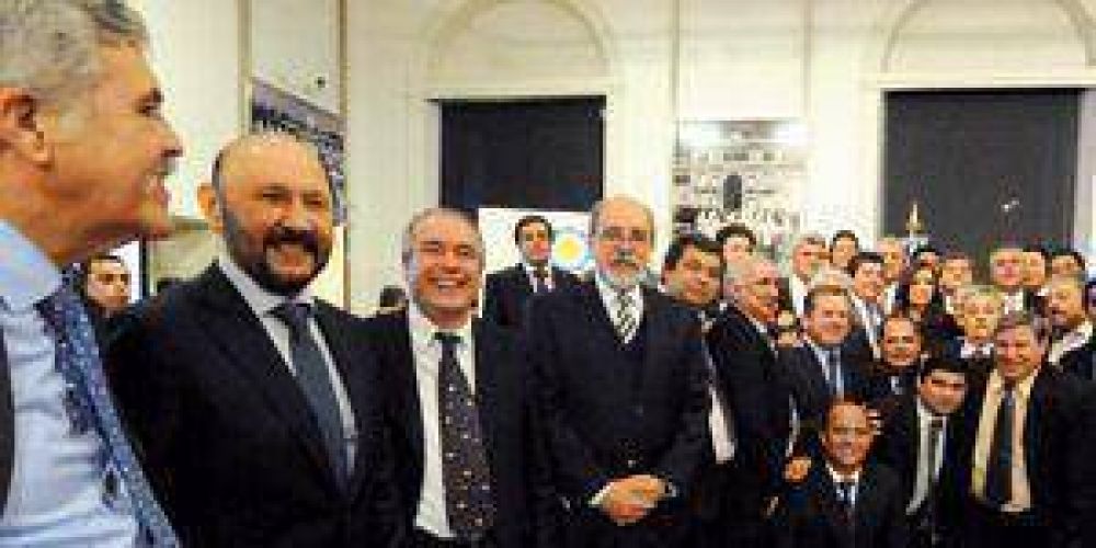 De Vido dijo que en poco m�s de un mes se inician las obras