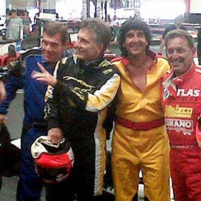 �Macri no puede manejar ni un karting, y mientras, la Ciudad se hunde en el abandono�