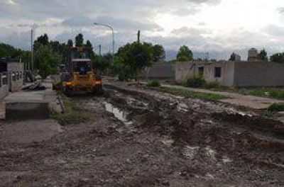 Un fuerte aluvi�n afect� a m�s de 50 viviendas en Rodeo	