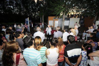 Justicia Social: Batavia celebr� la entrega de cinco nuevas viviendas