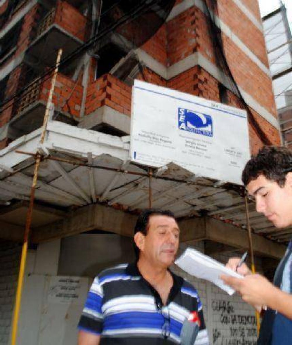 Paralizaron obra que violaba las medidas de seguridad y ten�a a la gran mayor�a de los trabajadores sin ART