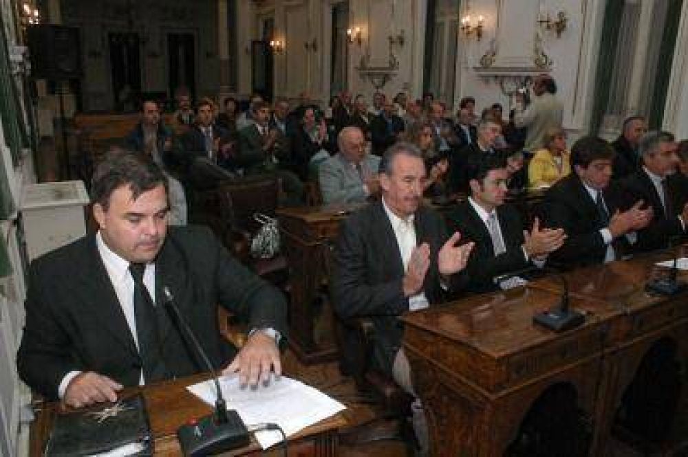 S�nchez pidi� apoyo, la oposici�n respeto