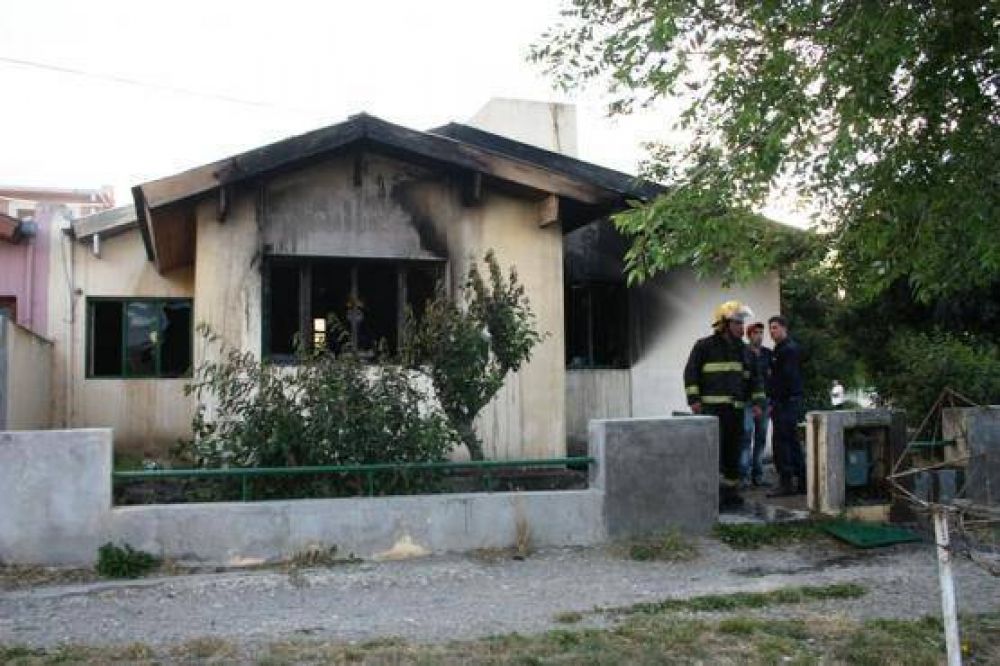 Nuevo incendio en calle Lago Pueyrred�n