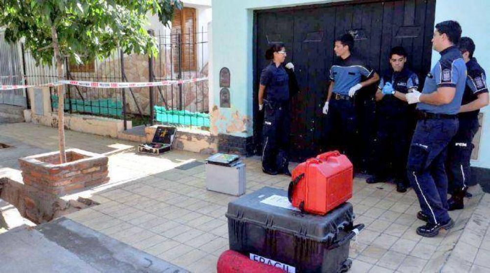 Un polic�a es el primer imputado de femicidio en Mendoza