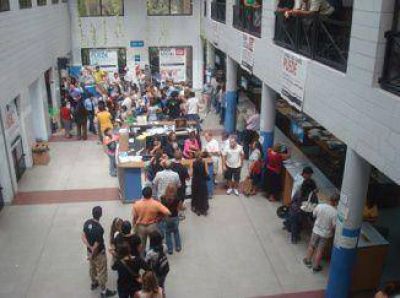 Se fortalece la marcha a la Comuna contra el aumento de tasas